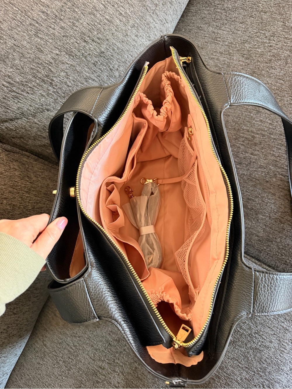 Poppy & Peonies Black Leather Tote with Gold Hardware - Picture 3 of 4